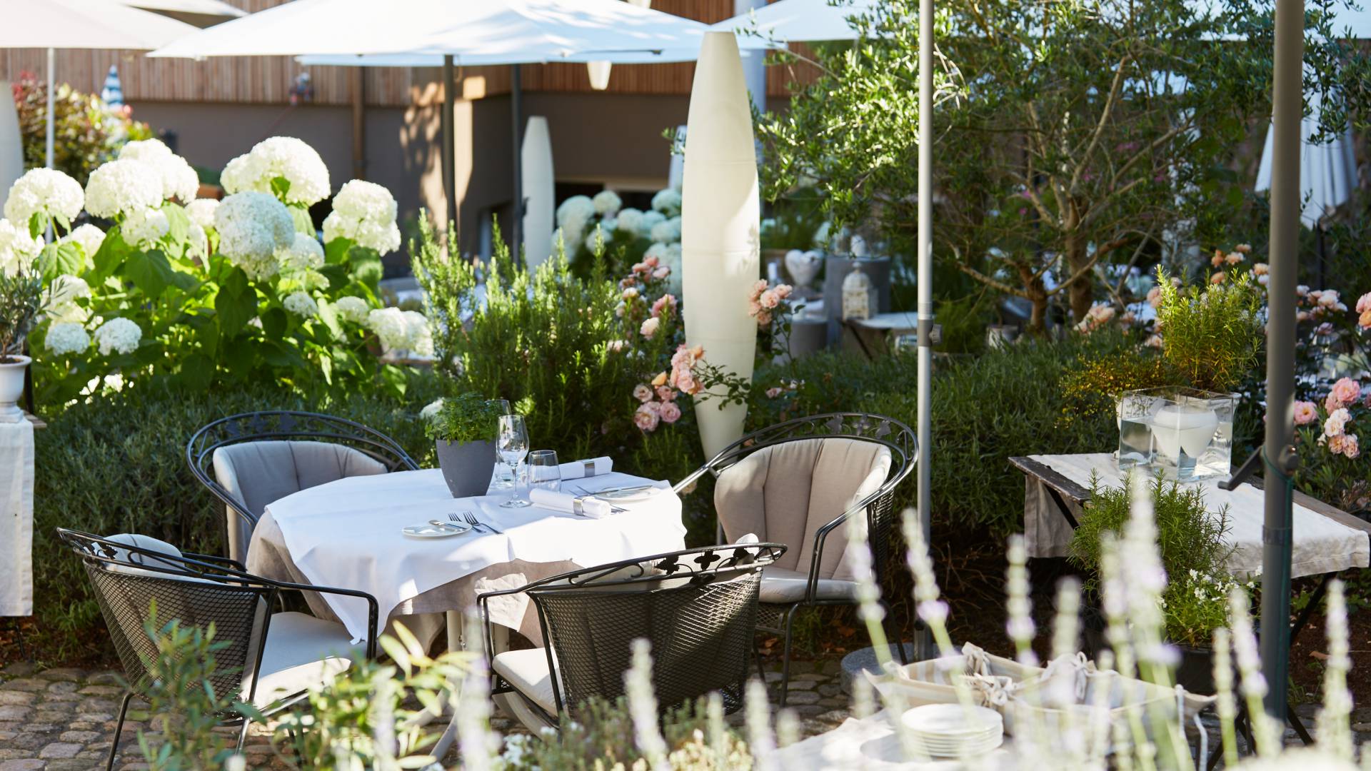 Einladende Sommerterrasse